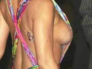 Tetas Grandes Latina ...